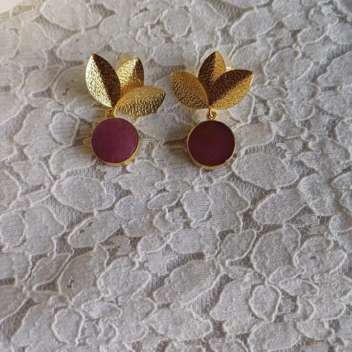 Wine Gold EarringsStuds