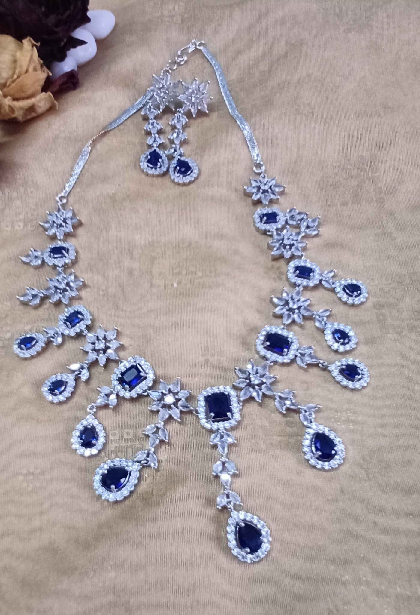 Riya Necklace Set