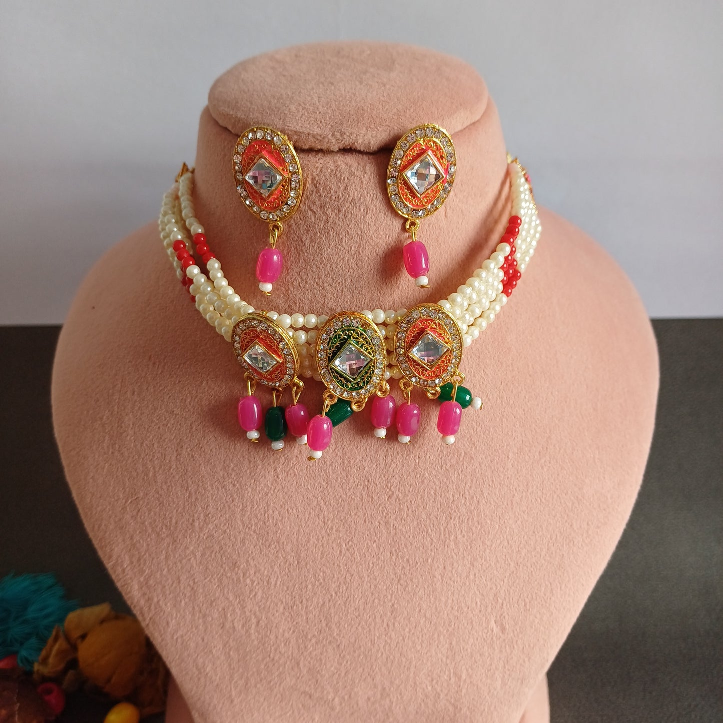 Ivory Laxmi Jewellery Set