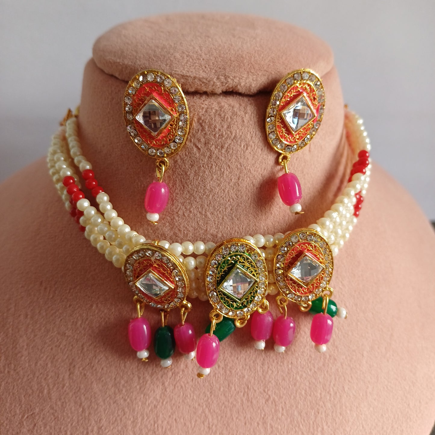 Ivory Laxmi Jewellery Set