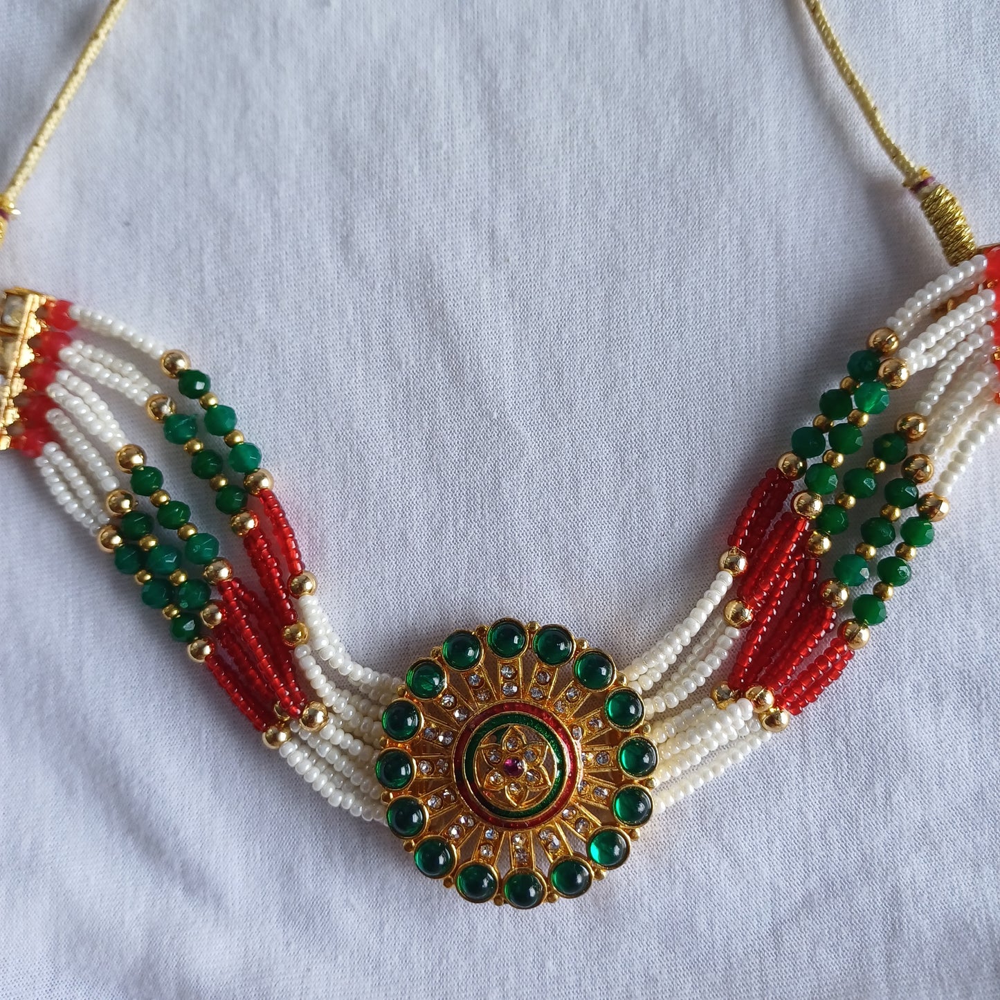 RedGreen Beaded ChokarSet