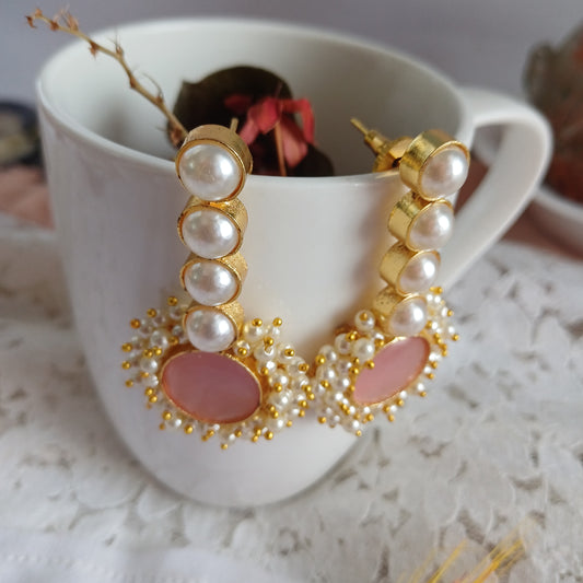 Blush Pearls Earrings