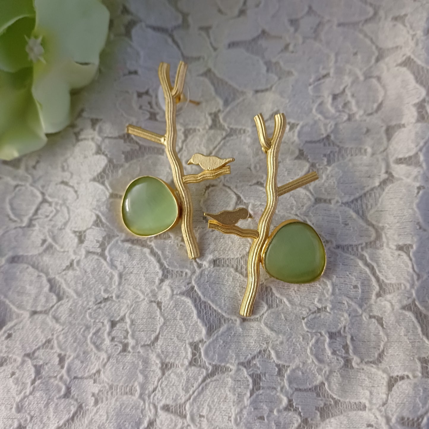 Pistagreen Bird Earrings