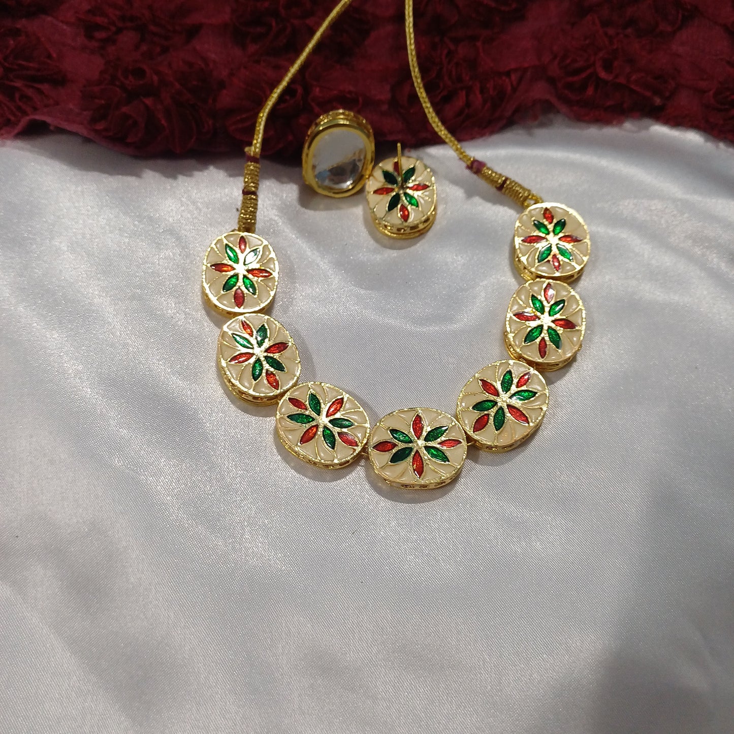 Paki Necklace Set