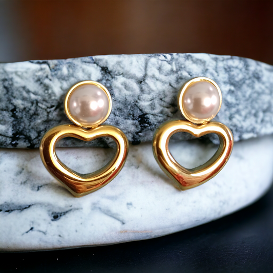 Pearls Heart Earrings